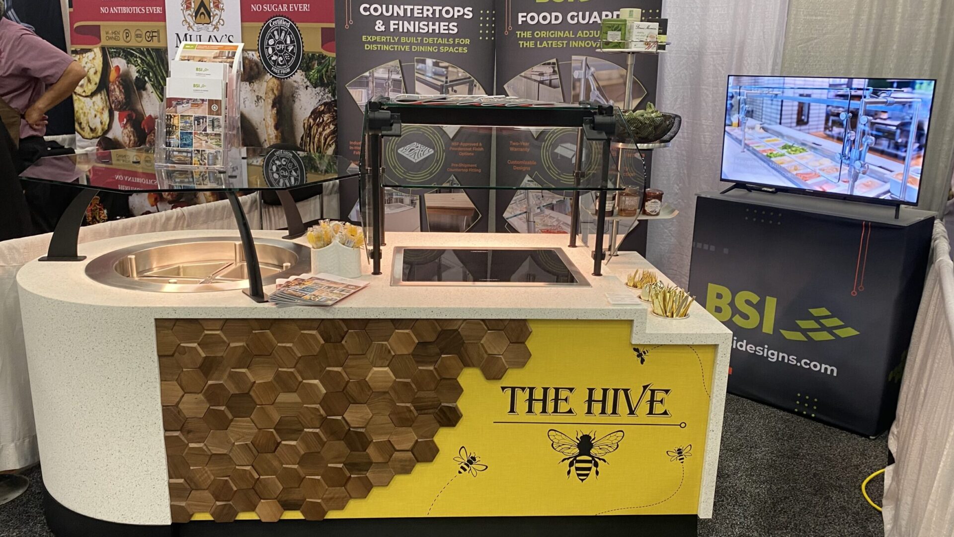 The Hive Buzzes Into NACUFS